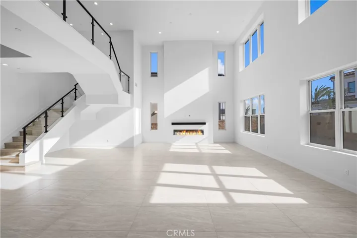 20048 W Mersey Lane, Porter Ranch, California 91326