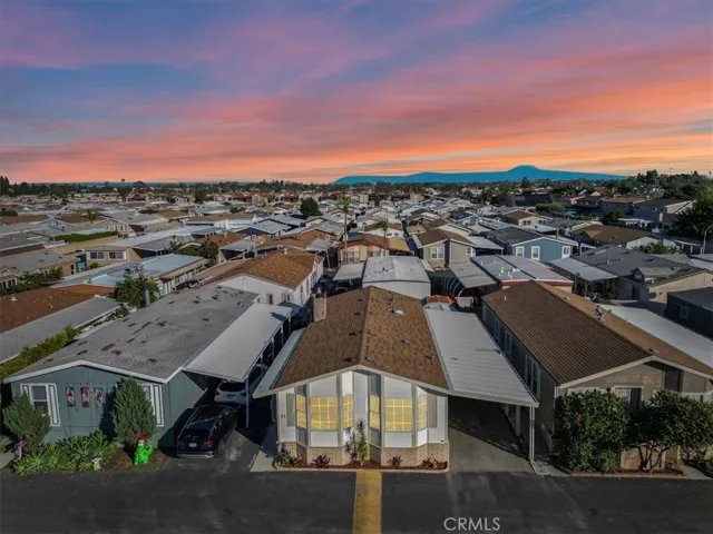 9080 Bloomfield, Cypress, California 90630