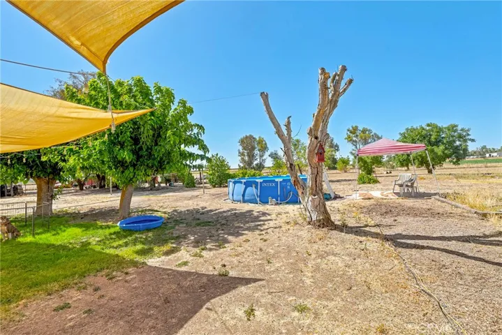 11215 E Childs Avenue, Le Grand, California 95333
