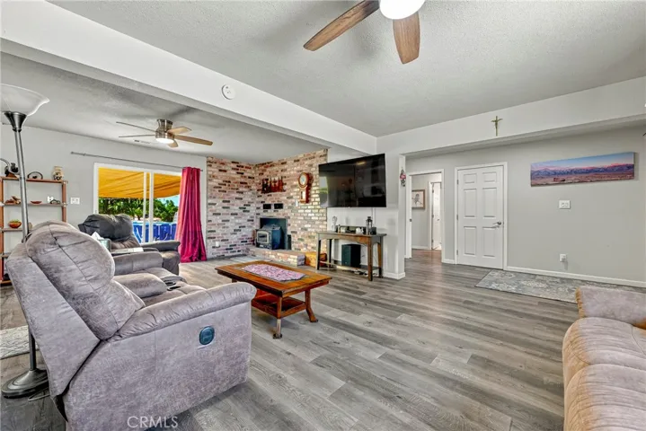 11215 E Childs Avenue, Le Grand, California 95333