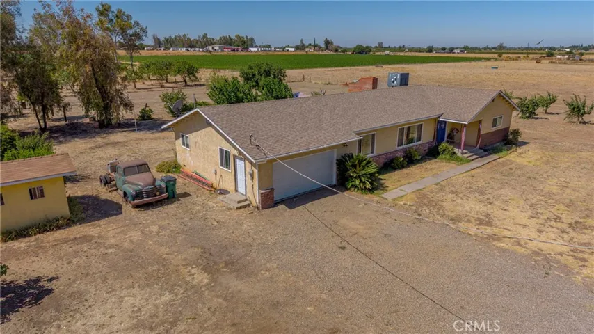 11215 E Childs Avenue, Le Grand, California 95333