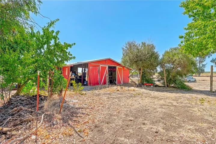 11215 E Childs Avenue, Le Grand, California 95333