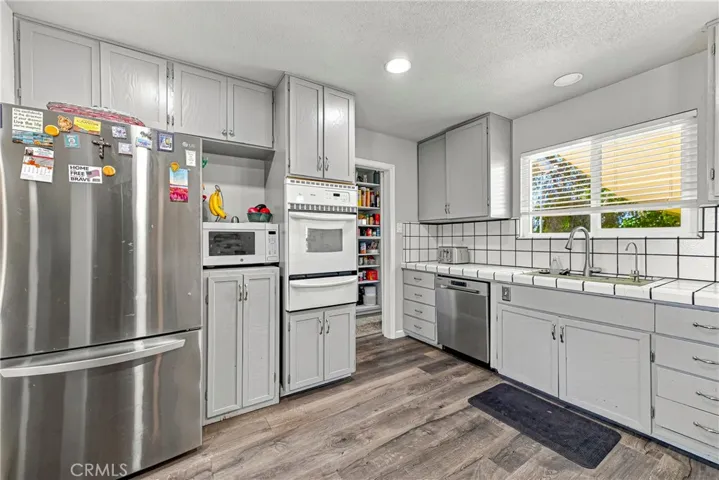 11215 E Childs Avenue, Le Grand, California 95333