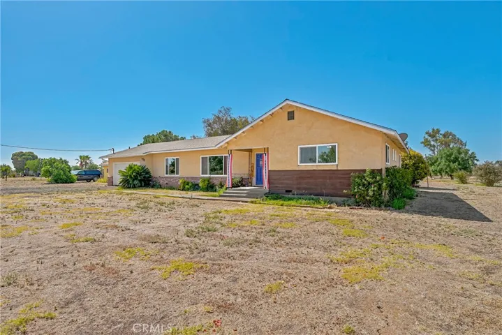 11215 E Childs Avenue, Le Grand, California 95333