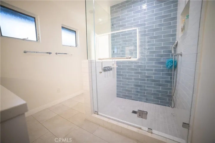4935 Ocean View Boulevard, La Canada Flintridge, California 91011