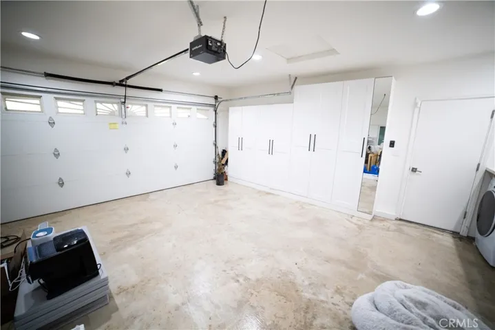 4935 Ocean View Boulevard, La Canada Flintridge, California 91011