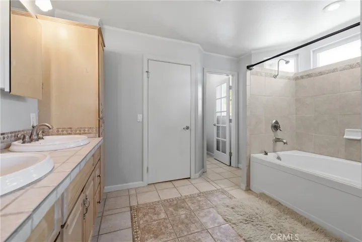 2543 Lawrence Avenue, Lancaster, California 93536