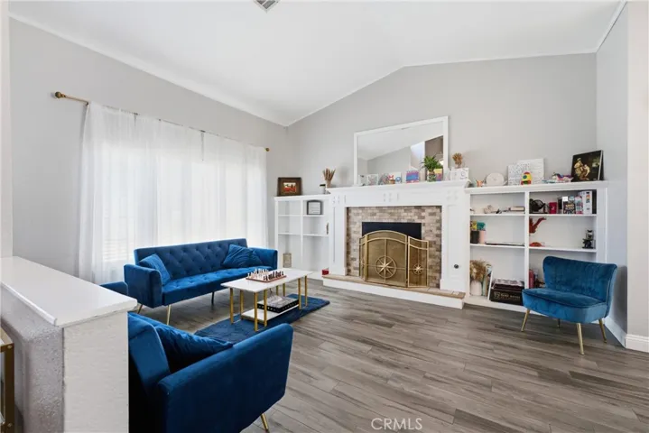 2543 Lawrence Avenue, Lancaster, California 93536