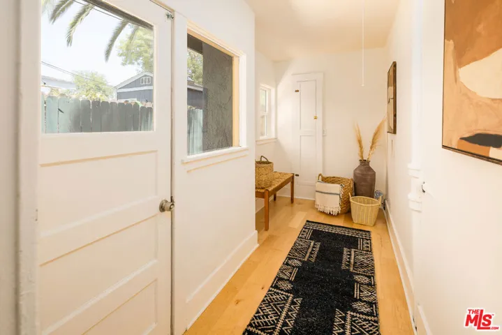 814 N Madison Avenue, Pasadena, California 91104