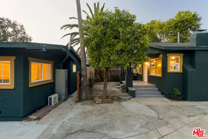814 N Madison Avenue, Pasadena, California 91104