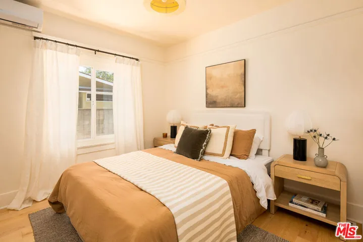 814 N Madison Avenue, Pasadena, California 91104