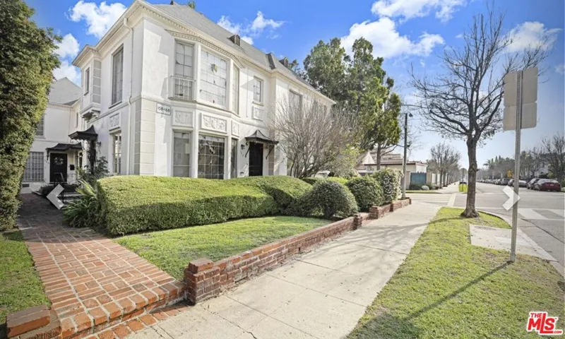 164 S Elm Drive, Beverly Hills, California 90212