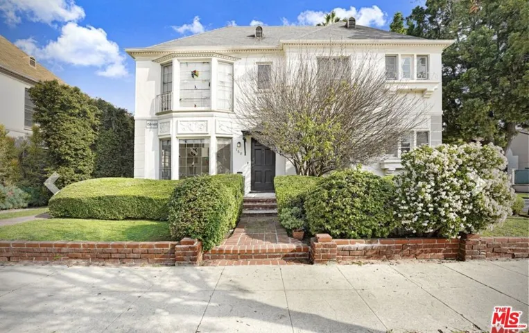 164 S Elm Drive, Beverly Hills, California 90212