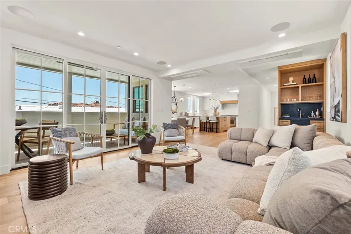 321 Homer Place, Manhattan Beach, California 90266