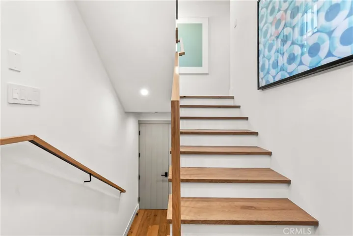 321 Homer Place, Manhattan Beach, California 90266