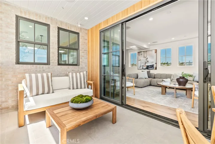 321 Homer Place, Manhattan Beach, California 90266