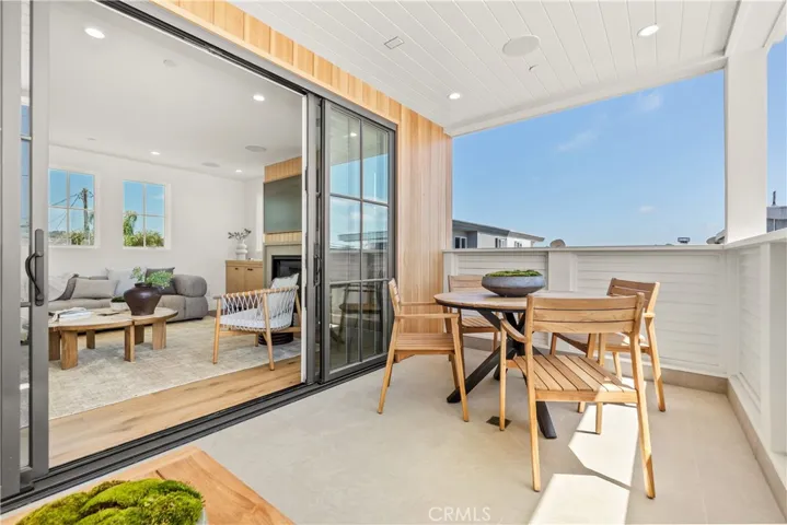321 Homer Place, Manhattan Beach, California 90266