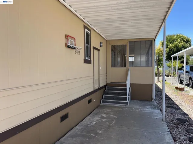 28830 Granada Dr., Hayward, California 94544