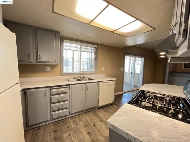 28830 Granada Dr., Hayward, California 94544