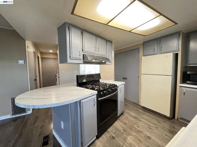 28830 Granada Dr., Hayward, California 94544