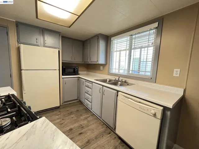 28830 Granada Dr., Hayward, California 94544