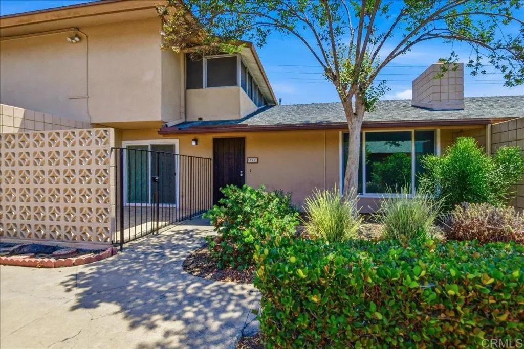 559 Oakdale Ln