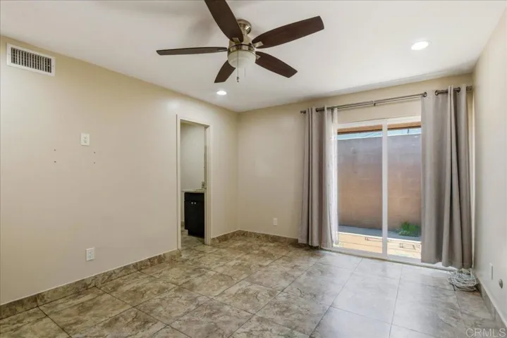 559 Oakdale Lane C, El Cajon, California 92021