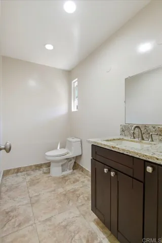 559 Oakdale Lane C, El Cajon, California 92021