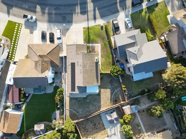742 Foxwood, Oceanside, California 92057