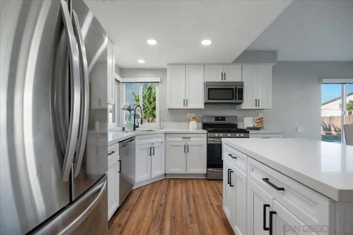 742 Foxwood, Oceanside, California 92057