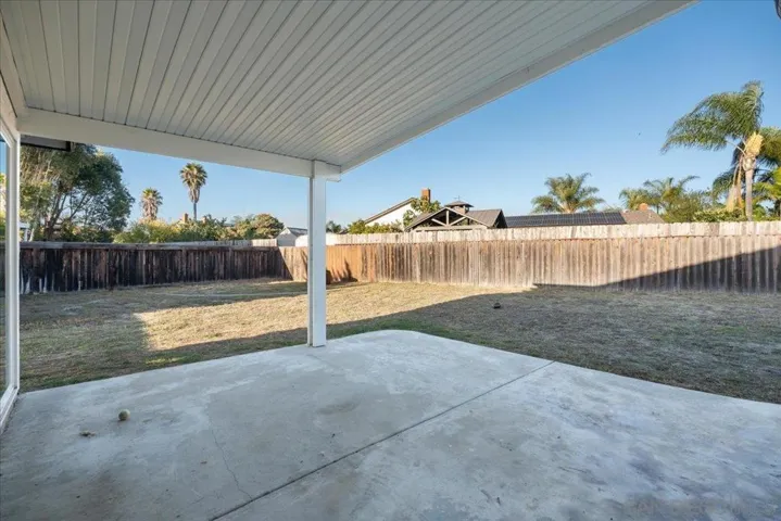 742 Foxwood, Oceanside, California 92057