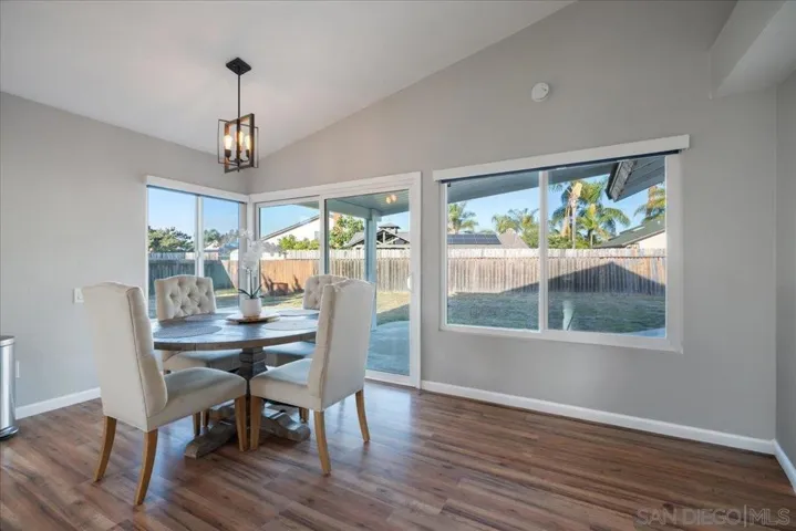 742 Foxwood, Oceanside, California 92057