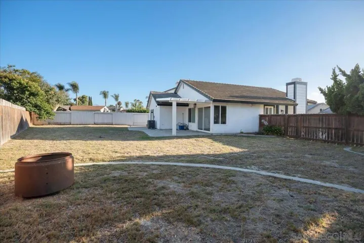 742 Foxwood, Oceanside, California 92057