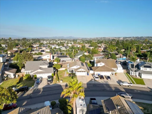742 Foxwood, Oceanside, California 92057