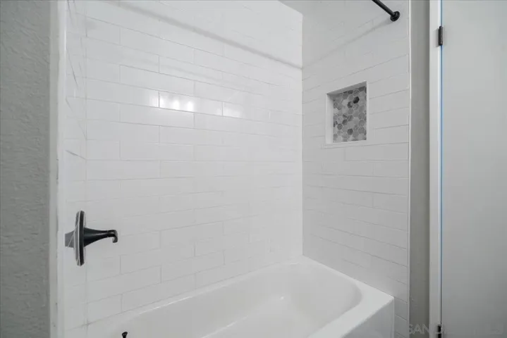 742 Foxwood, Oceanside, California 92057