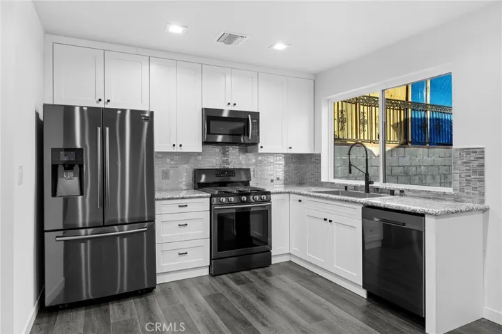 915 Cornell, Burbank, California 91504