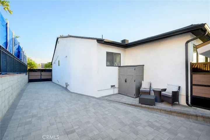 915 Cornell, Burbank, California 91504