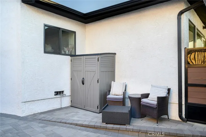 915 Cornell, Burbank, California 91504