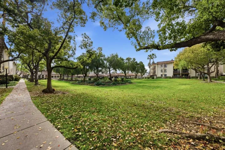 39931 Cedar Boulevard 305, Newark, California 94560