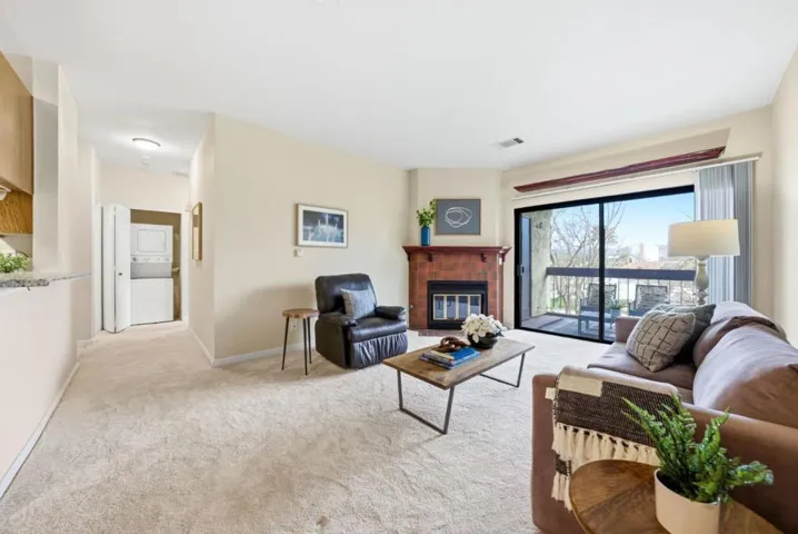39931 Cedar Boulevard 305, Newark, California 94560