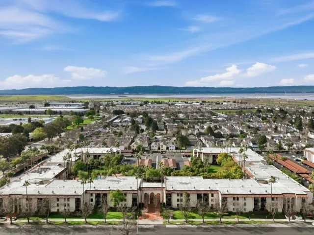 39931 Cedar Boulevard 305, Newark, California 94560