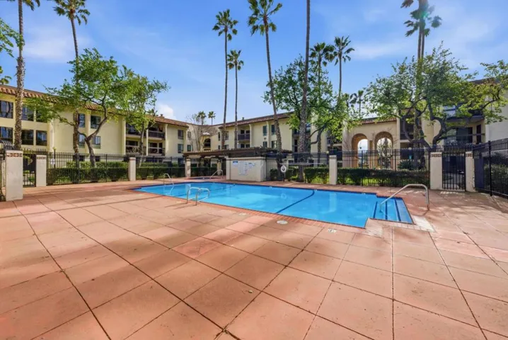 39931 Cedar Boulevard 305, Newark, California 94560