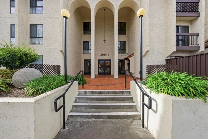 39931 Cedar Boulevard 305, Newark, California 94560