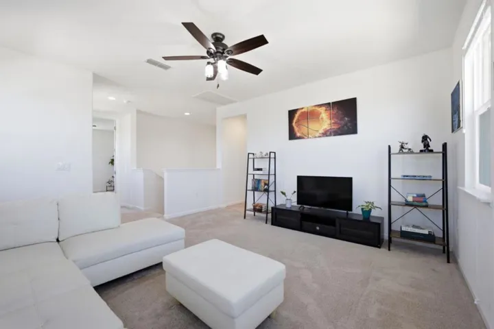 1702 Plumas Drive, Lathrop, California 95330