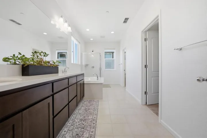1702 Plumas Drive, Lathrop, California 95330