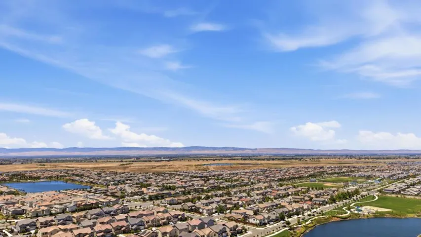 1702 Plumas Drive, Lathrop, California 95330