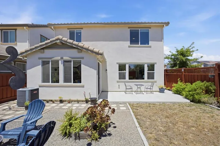 1702 Plumas Drive, Lathrop, California 95330