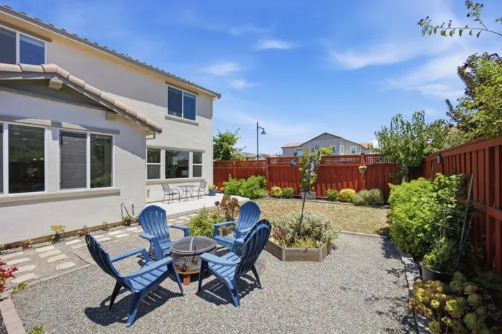 1702 Plumas Drive, Lathrop, California 95330