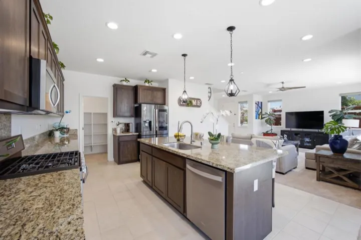 1702 Plumas Drive, Lathrop, California 95330