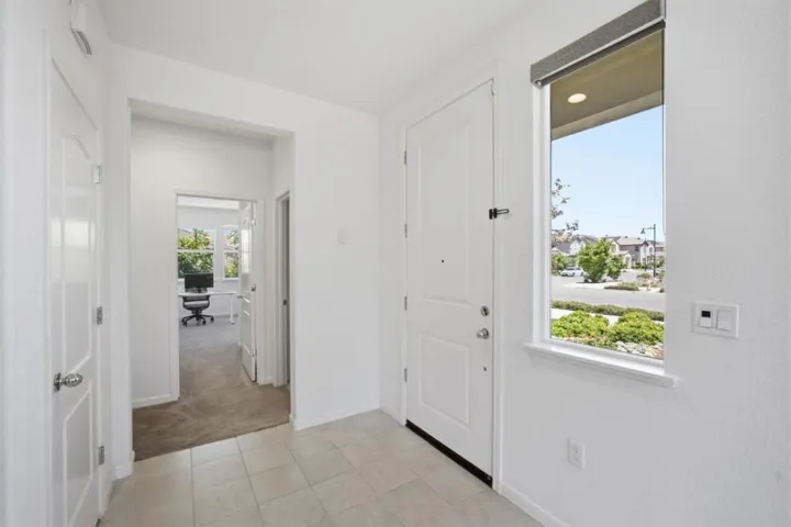 1702 Plumas Drive, Lathrop, California 95330